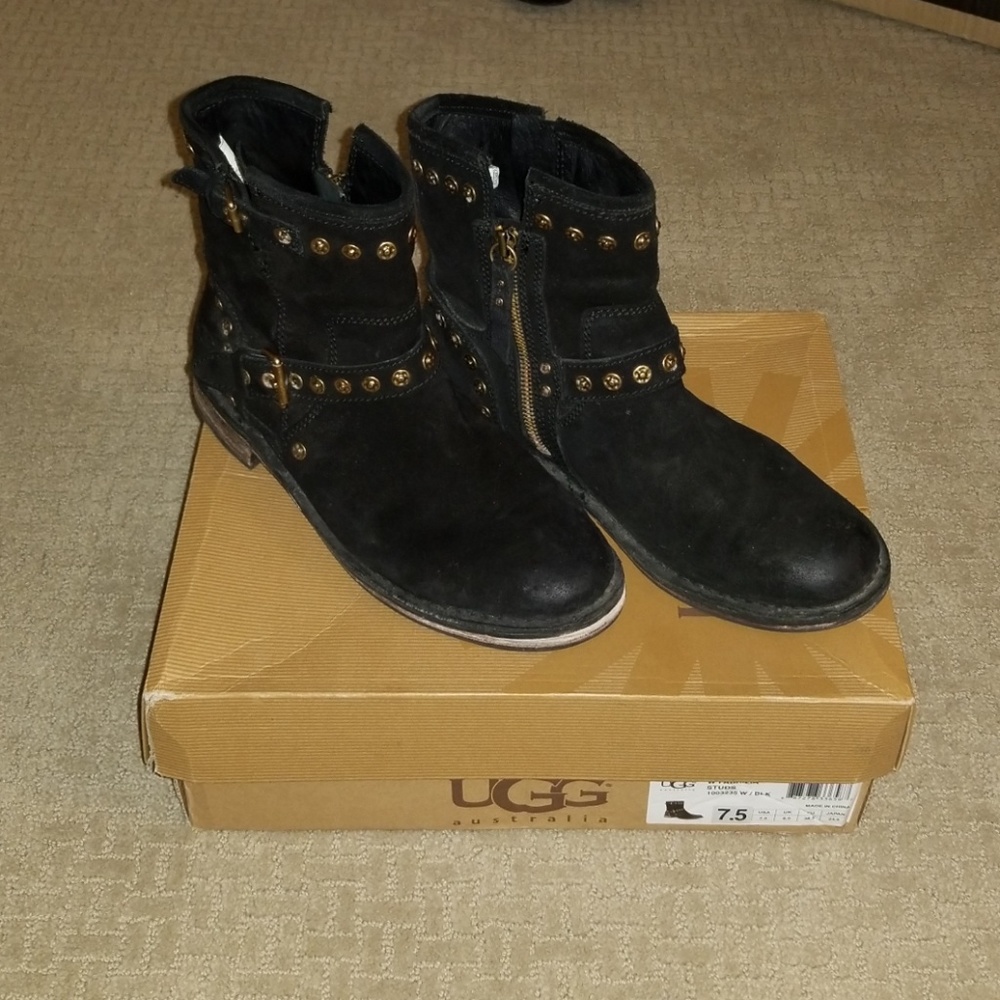 Ugg Fabrizia Stud Boots